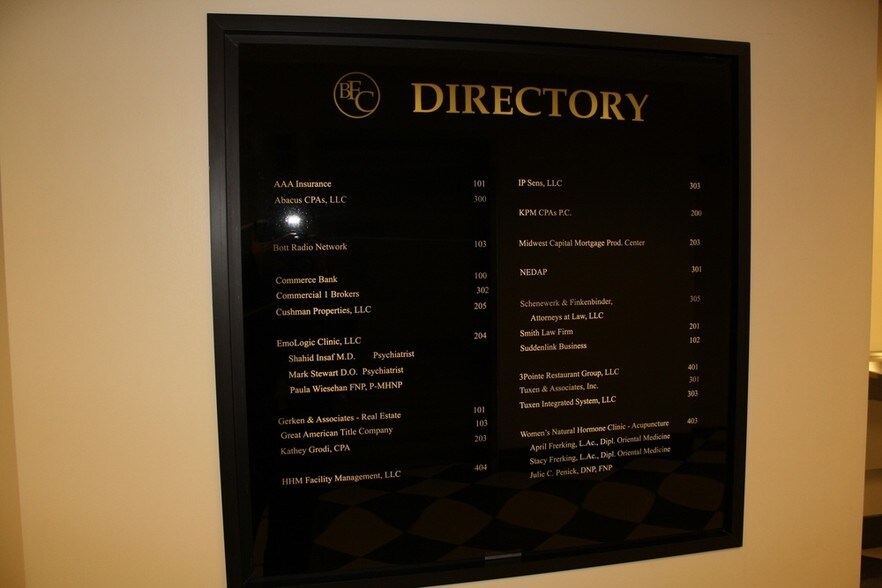 More Photos Of 500 W Main St, Branson Office For Lease