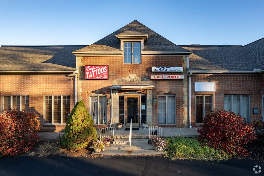 More Photos Of 161 E Aurora Rd, Northfield Office For Lease