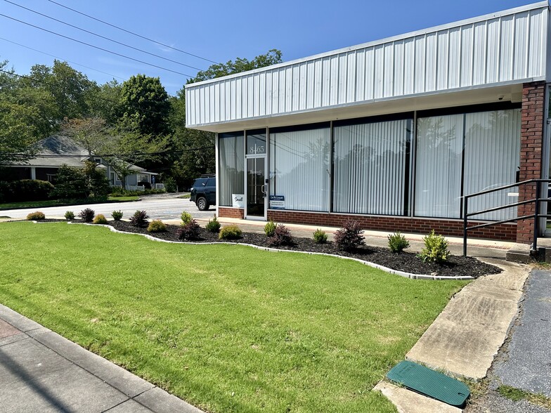 Primary Photo Of 8465 Campbellton St, Douglasville Showroom For Lease