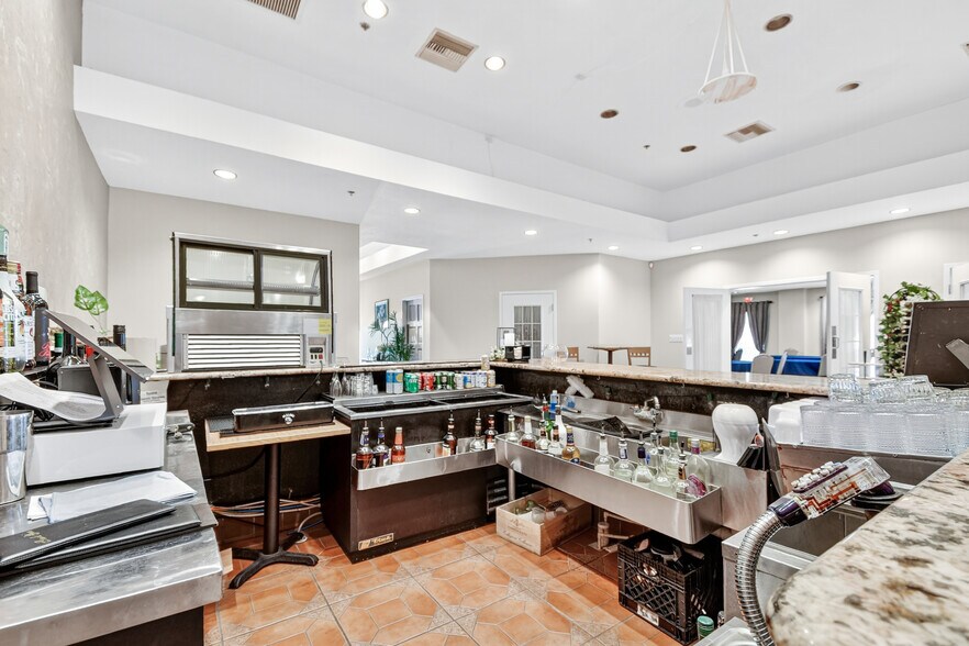 More Photos Of 1915 A1A S, Saint Augustine Restaurant For Lease