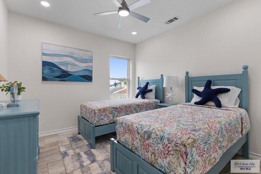 More Photos Of 116 E Cora Lee Dr, South Padre Island Apartments For Sale