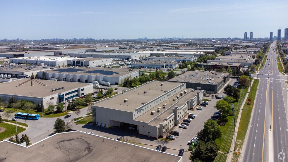 More Photos Of 290 Caldari Rd, Vaughan Warehouse For Lease