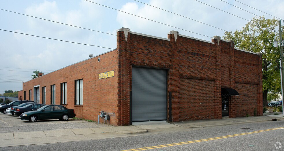 Primary Photo Of 443 Franklin St, Fayetteville Light Manufacturing For Lease