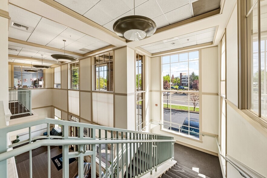 More Photos Of 1501 E McAndrews Rd, Medford Medical For Lease