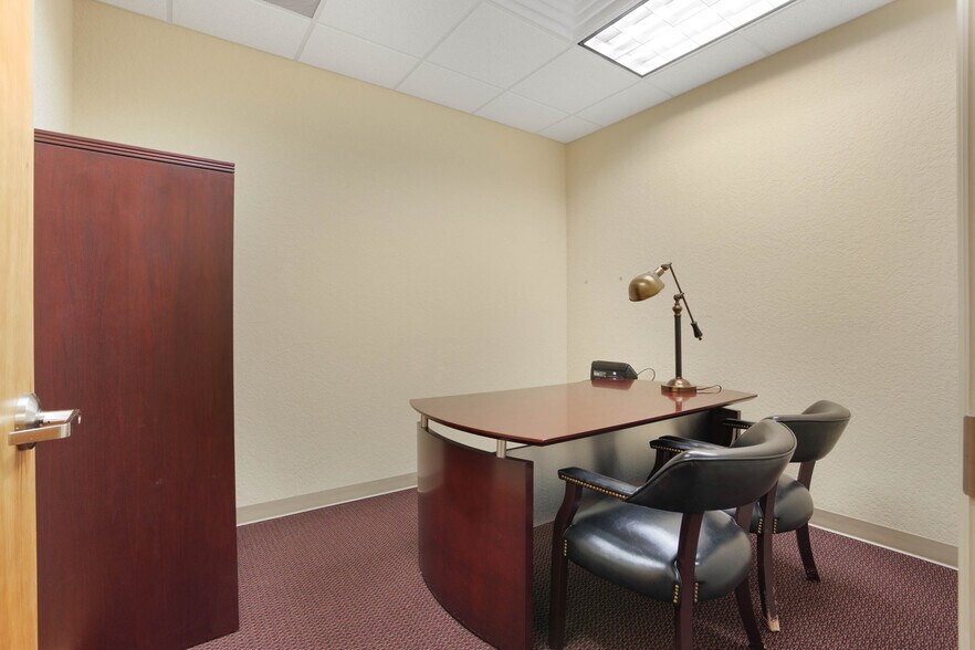 More Photos Of 844 N Stone St, Deland Medical For Sale