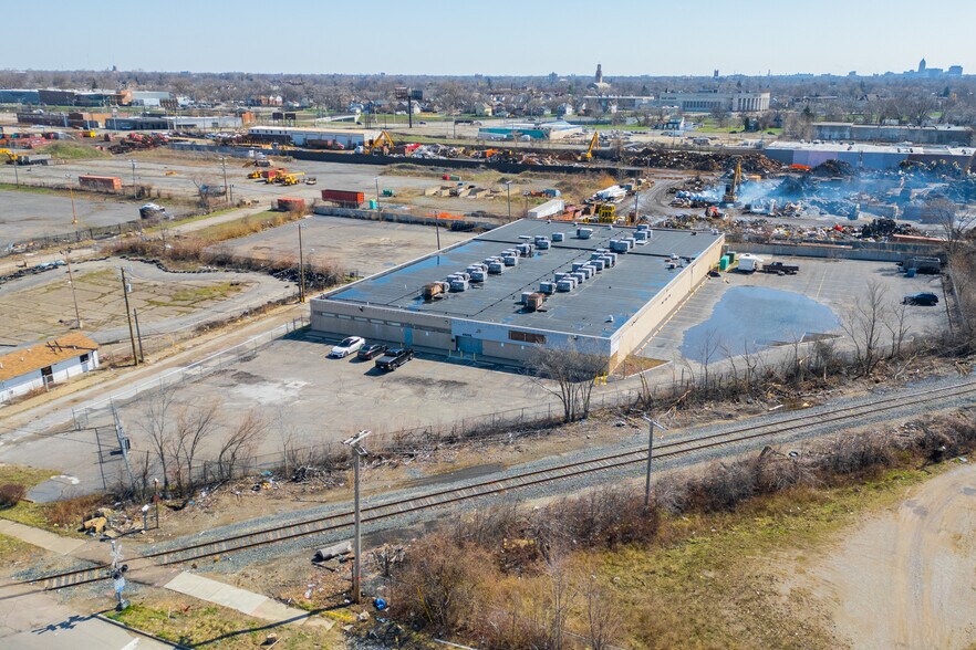 More Photos Of 4505 Oakman Blvd, Detroit Industrial For Sale