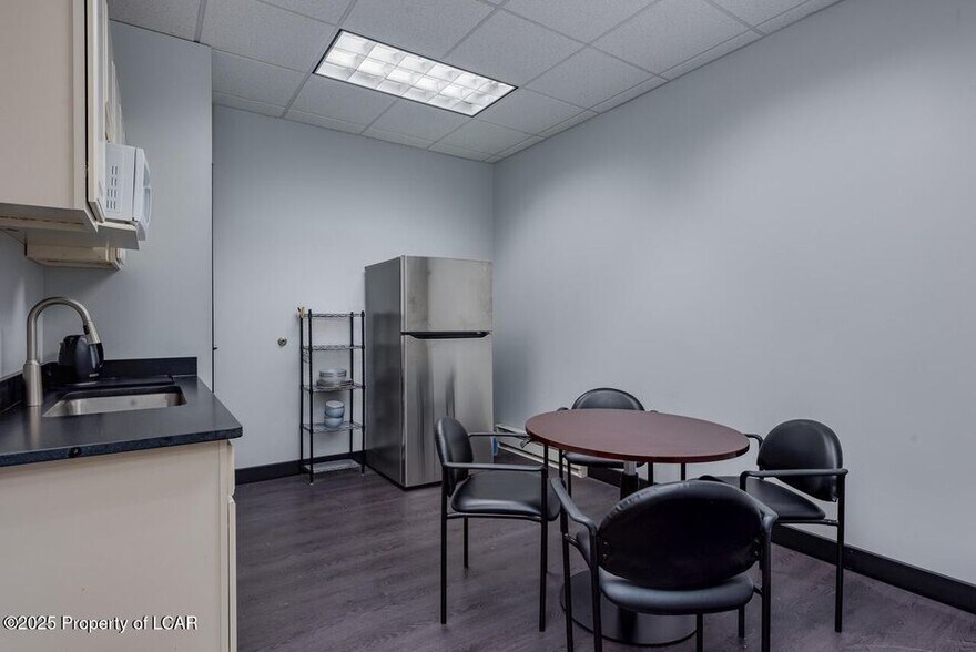 More Photos Of 2 S Main St, Pittston Loft Creative Space For Lease