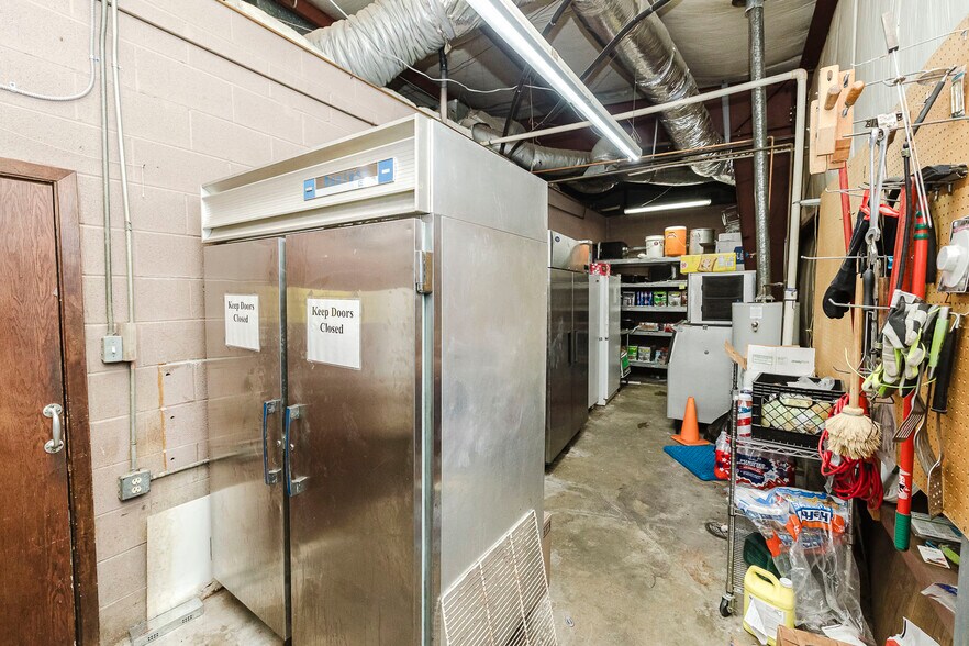 More Photos Of 2206 E 101st St N, Valley Center Specialty For Sale