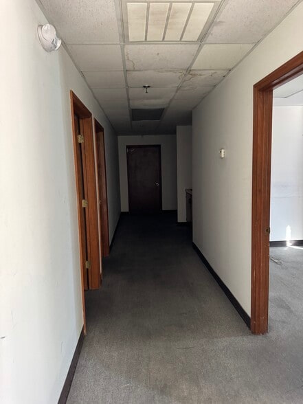 More Photos Of 1000 Tulip Dr, Gastonia Warehouse For Lease