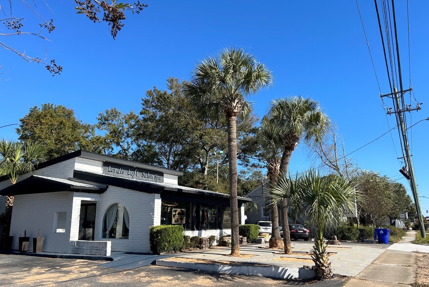 Primary Photo Of 916 Savannah Hwy, Charleston Freestanding For Sale