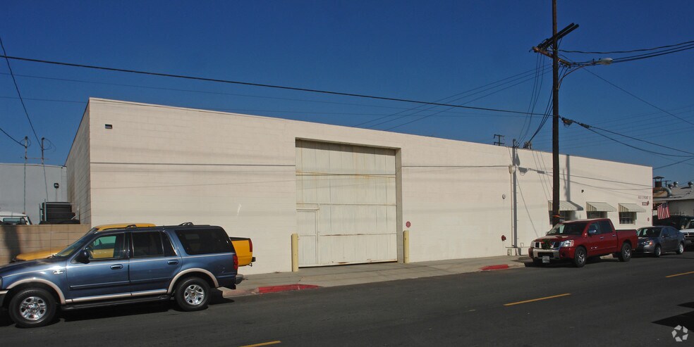 More Photos Of 451 Front St, Covina Manufacturing For Sale