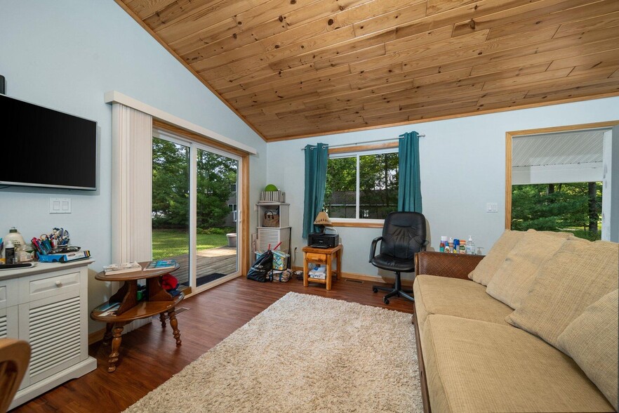 More Photos Of 3551 W Otsego Lake Dr, Gaylord Manufactured Housing Mobile Home Park For Sale
