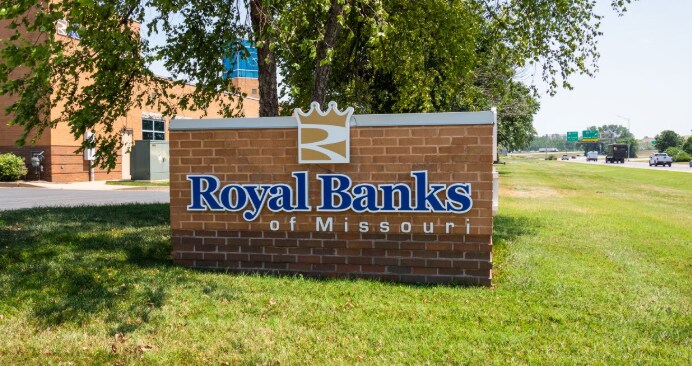 More Photos Of 3330 Rider Trl S, Earth City Office For Sale