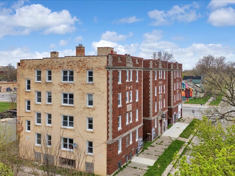 More Photos Of 280 Richton St, Highland Park Apartments For Sale