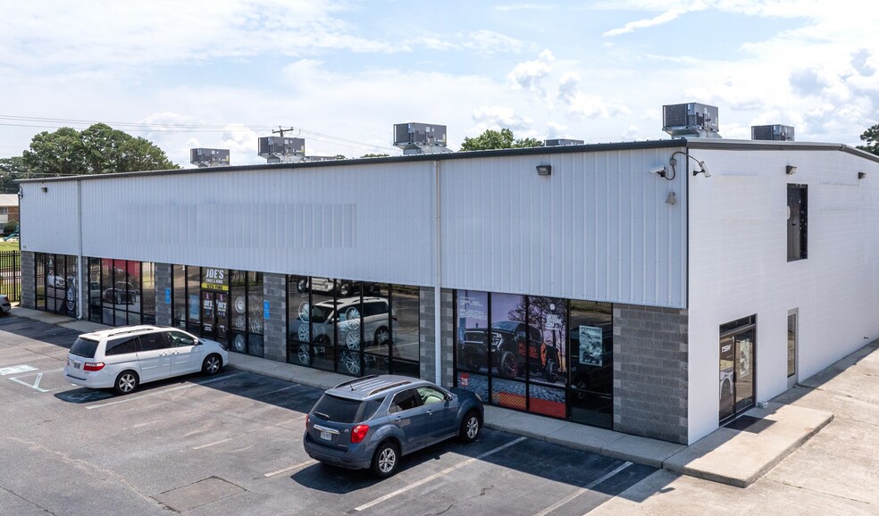 More Photos Of 7851 Azalea Garden Rd, Norfolk Coworking Space