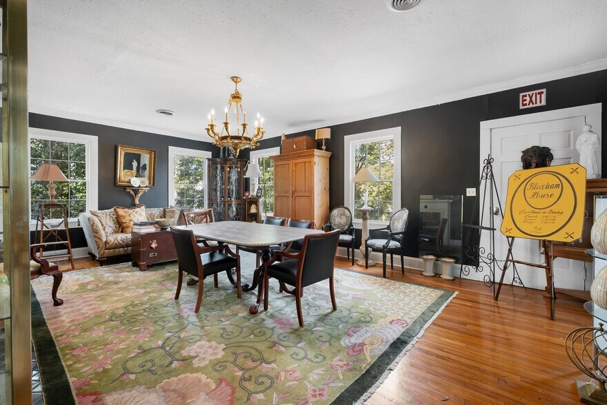 More Photos Of 231 E 5th Ave, Tallahassee Office For Sale