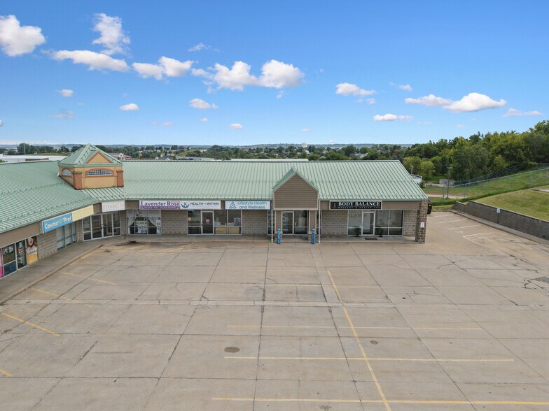 More Photos Of 4855 Asbury Rd, Dubuque General Retail For Lease