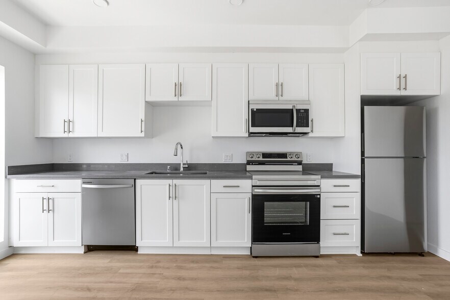 More Photos Of 1350 W Court St, Los Angeles Apartments For Sale