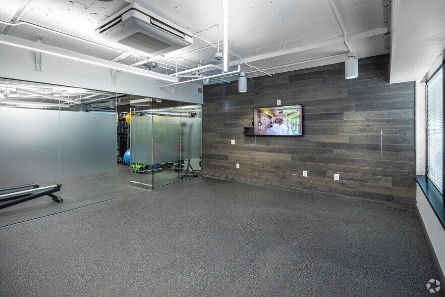 More Photos Of 1220 L St NW, Washington Office For Lease