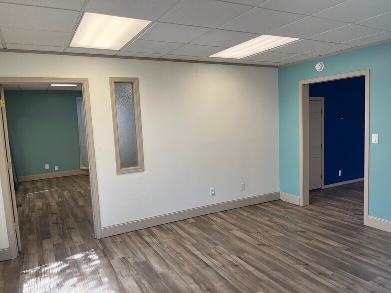 More Photos Of 3104 W Kennewick Ave, Kennewick Office For Lease