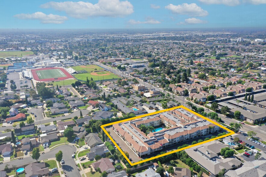 More Photos Of 1112 N Bradford Ave, Placentia Apartments For Sale