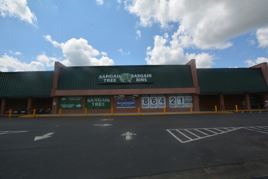 More Photos Of 1540-1556 Greenbrier Dear Rd, Anniston Freestanding For Lease