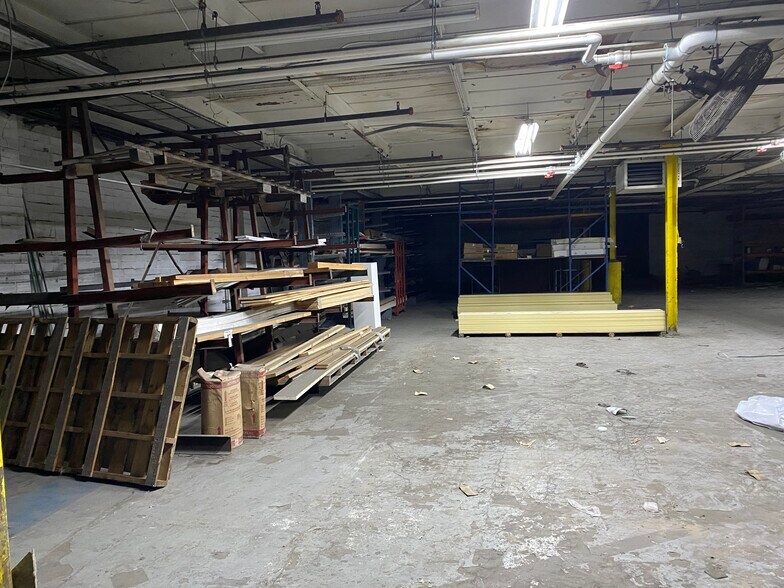 More Photos Of 2910 W Beaver St, Jacksonville Light Distribution For Lease