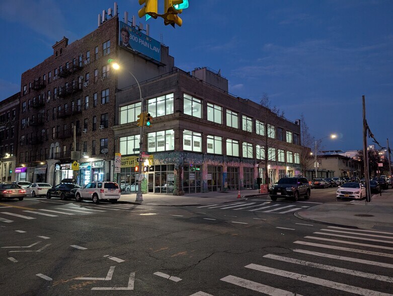 Primary Photo Of 2301 Snyder Ave, Brooklyn Schools For Lease