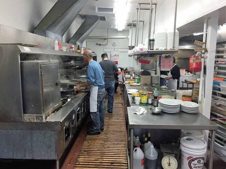 More Photos Of 1211 Broadway, Sacramento Restaurant For Sale