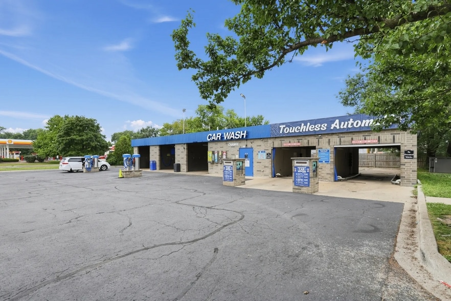 More Photos Of 602 Montgomery Rd, Montgomery Carwash For Sale