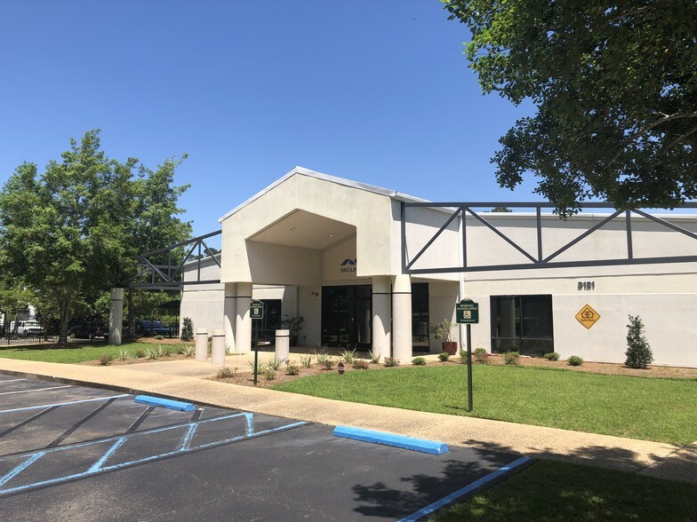 More Photos Of 3121 Hartsfield Rd, Tallahassee Light Manufacturing For Sale
