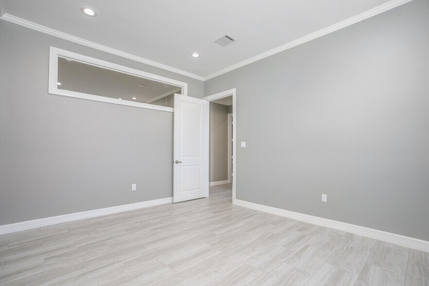 More Photos Of 10401 S Mason Road Building F, Richmond Medical For Sale