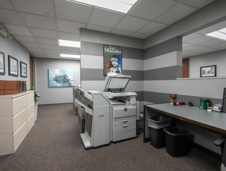 More Photos Of 17000 W Ten Mile Rd, Southfield Office For Sale