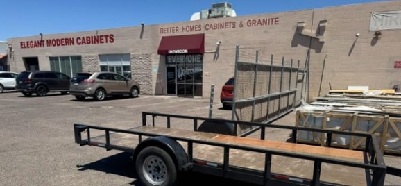 More Photos Of 4009 N Black Canyon Hwy, Phoenix Warehouse For Lease