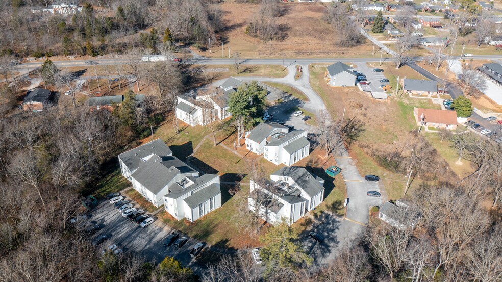 More Photos Of 1001 W 9th St, Russellville Apartments For Sale