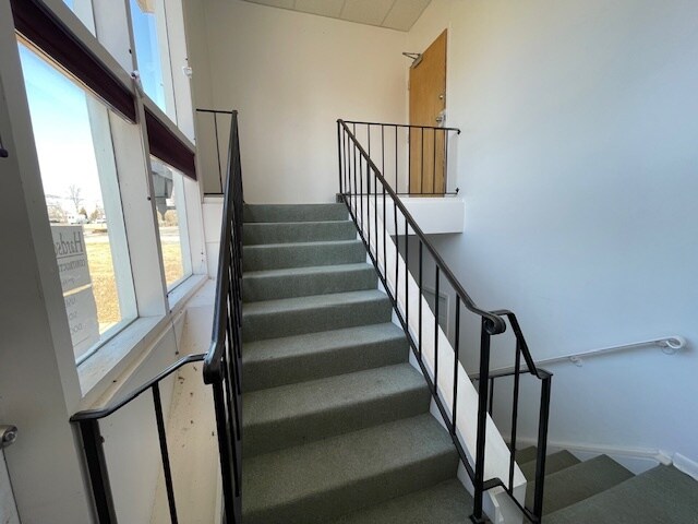 More Photos Of 2981 Solomons Island Rd, Edgewater Office Residential For Lease