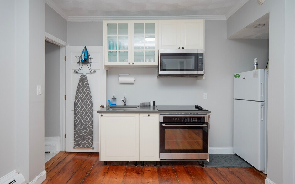 More Photos Of , Newport Multifamily For Sale