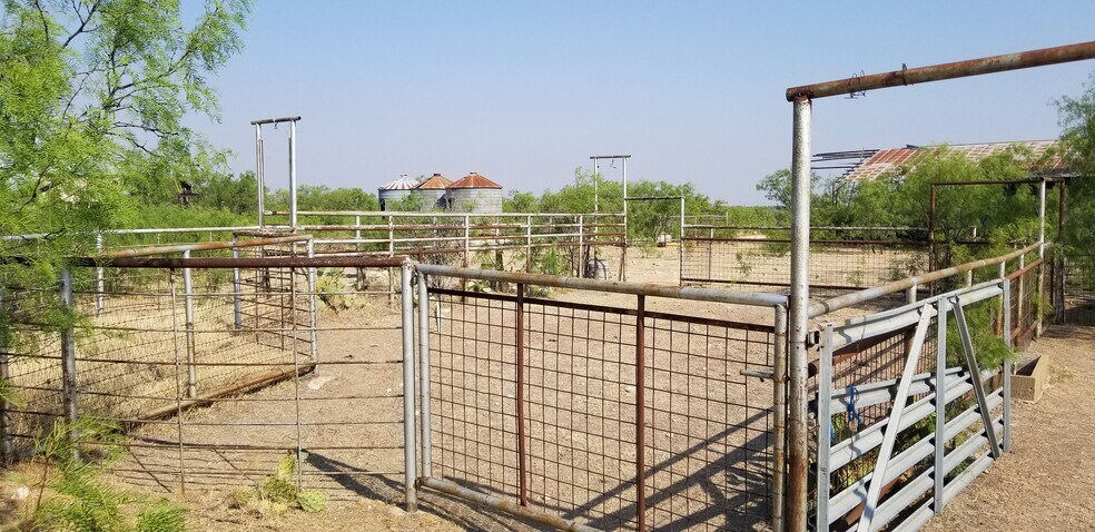 More Photos Of CR 1329, Paint Rock Land For Sale