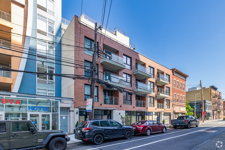 More Photos Of 39-04 29th St, Long Island City Apartments For Lease