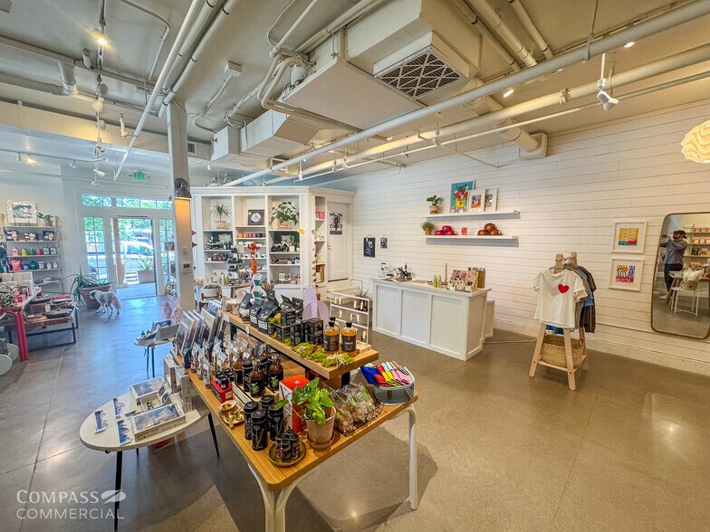 More Photos Of 631 NW Federal St, Bend Storefront Retail Office For Sale