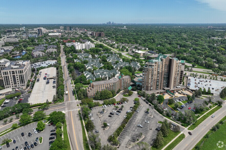 More Photos Of 3400 Edinborough Way, Edina Hotel For Sale