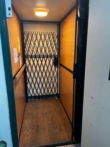 Primary Photo Of 49 Jefferson St, Phoenix Specialty For Lease