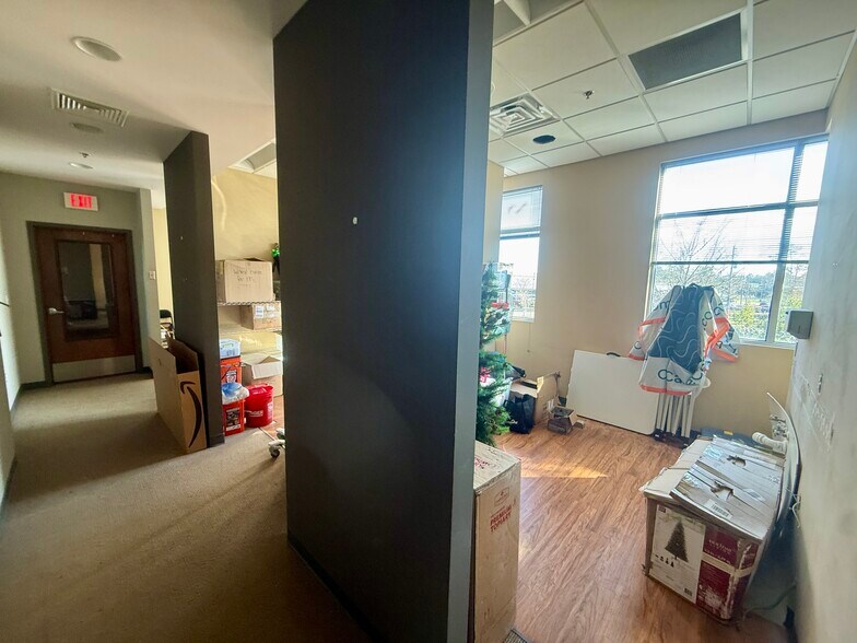 More Photos Of 449621 Us-301, Callahan Medical For Lease