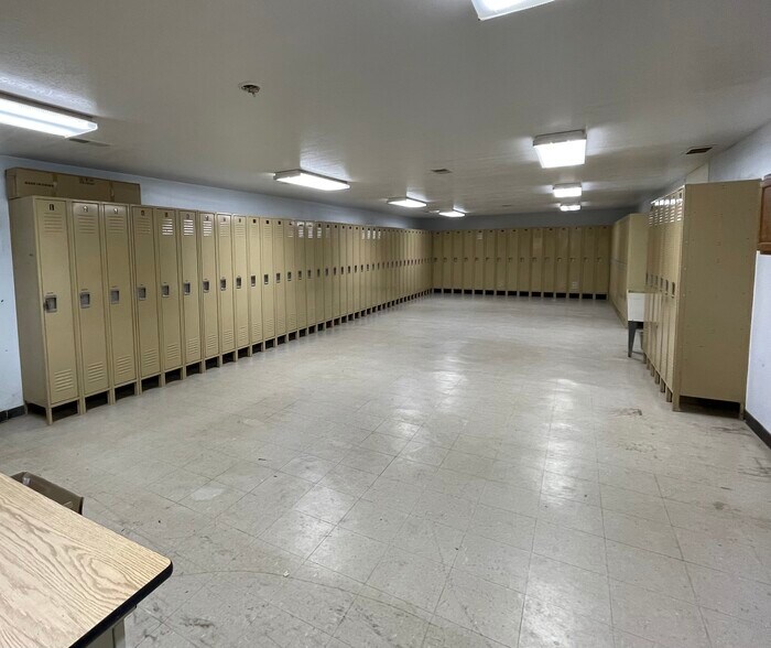 More Photos Of 14 Sewer Branch Rd, Buckhannon Warehouse For Lease