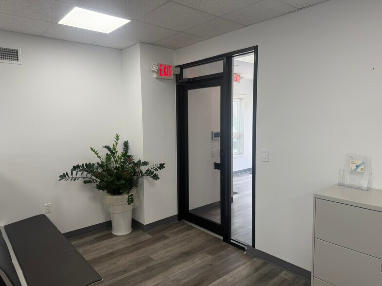 More Photos Of 441 Franklin Ave, Franklin Square Medical For Lease