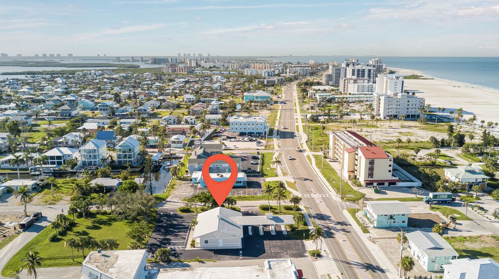 More Photos Of 6061 Estero Blvd, Fort Myers Bank For Sale