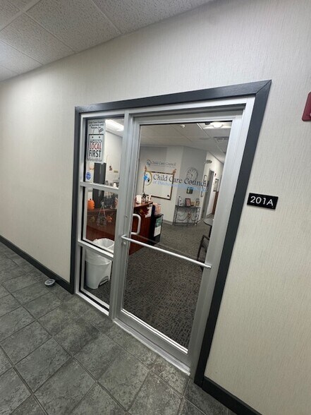 More Photos Of 301 Manchester Rd, Poughkeepsie Medical For Lease