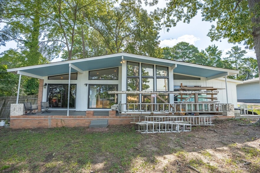 More Photos Of 128 Latonea Dr, Columbia Office Residential For Sale