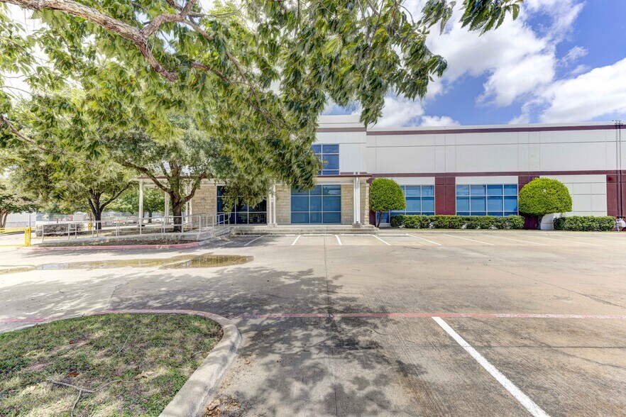 More Photos Of 9100 Hwy 290 E, Austin Research And Development For Sale