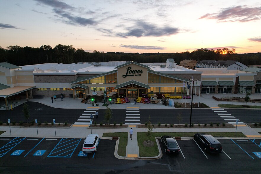 More Photos Of 8918 Charlotte Hwy, Indian Land General Retail For Lease